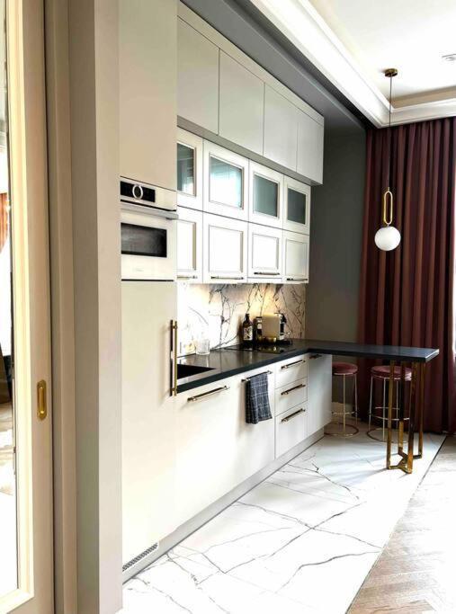 Studio Apartment In The Center Of 里加 外观 照片