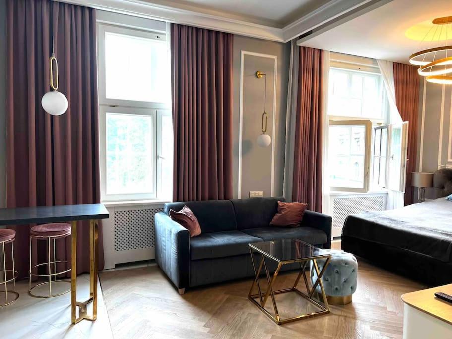 Studio Apartment In The Center Of 里加 外观 照片